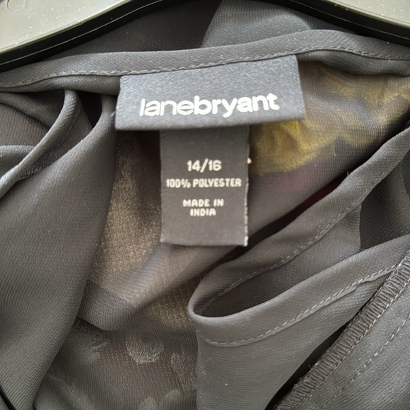 Lane Bryant sleeveless blouse - Picture 4 of 5